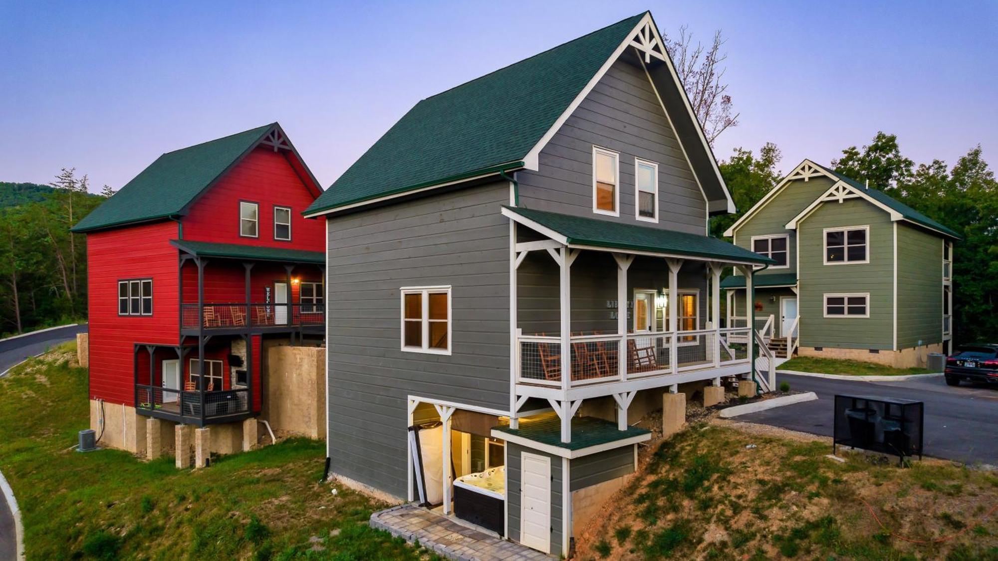 Liberty Lodge - Family Getaway With Pool, Hot Tub, Arcade & Dogs Пиджен Фордж Екстериор снимка